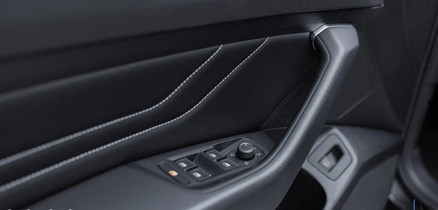 Volkswagen Passat cena 169900 przebieg: 36899, rok produkcji 2021 z Ciężkowice małe 742